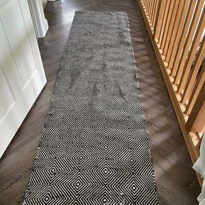 nuLoom Wool Diamond Hallway Runner Black and White, 2' x 8'